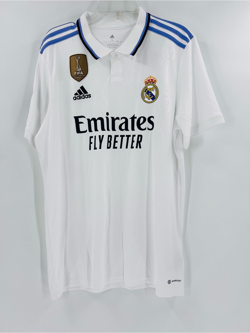 Real Madrid 2022/23 Home Jersey size large new with defects